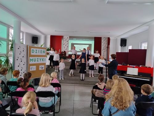 Szkoła Podstawowa nr 90 - dzień muzyki